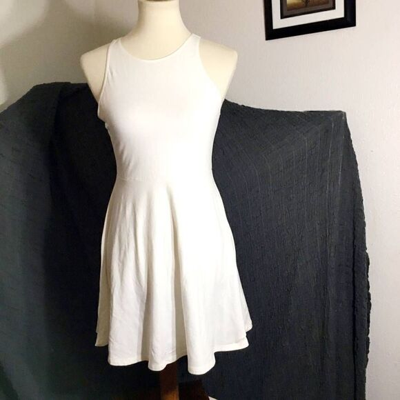 FOREVER 21 NWT Ivory A-Line Dress Size M - Picture 1 of 7